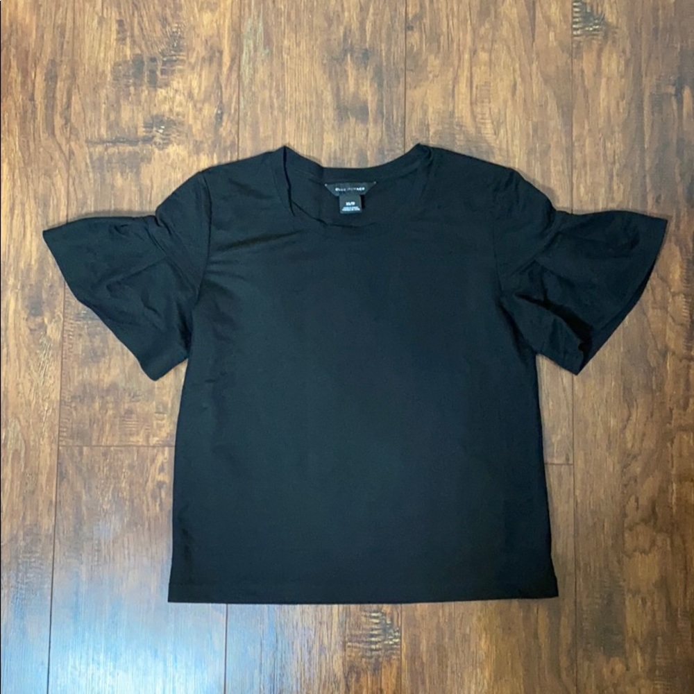 Club Monaco Ruffle Sleeve Tee Sz XS